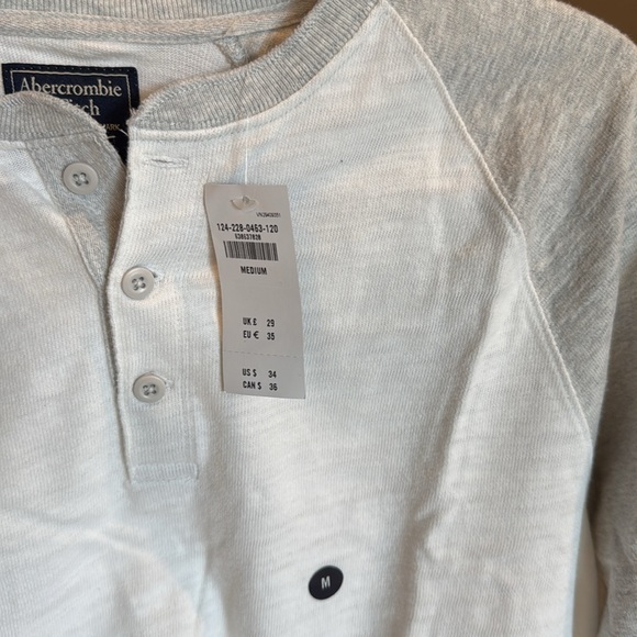 Abercrombie & Fitch Men's White and Gray Henley Shirt, Raglan Sleeve, Size M - Picture 4 of 6